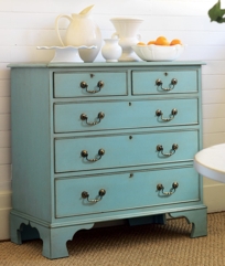 Litchfield Chest