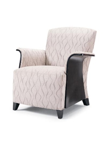 03533 Ply Fly Low Back Lounge