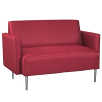 5802 Loveseat with Arms