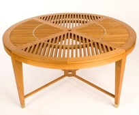 Plantation Dining Tables