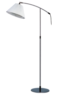 LE KLINT 370 (H 99-142 cm.)