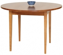 Classic Shaker Round Dining Table