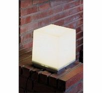 Q BO Table Lamp