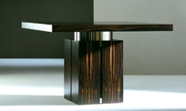 Ur Dining Table