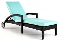 Arlington Chaise Lounge w/ Wheels
