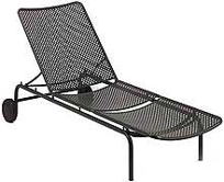 Ghibli Chaise Lounge