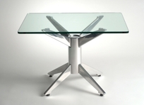 Knú Aluminum End Table