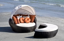 The Palm Daybed with Footstool