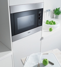M 8260-1 Microwave Oven