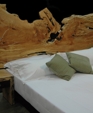 King_slab_bed_