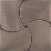 Bronze Arc Wall Accent 2" x 2" UM02