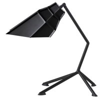 Pett Table Lamp