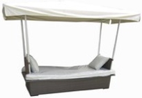 The Tropical Daybed