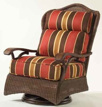 Swivel Lounge Chair Item #S525015