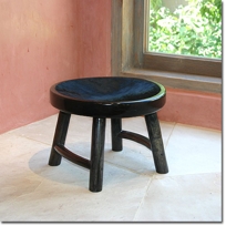 Uma Stool
