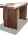 Andre-table-det_medium_cropped