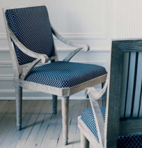 Saddle Chair w/ Arms
