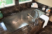 STAINLESS STEEL MID-CONTOURED WHIRLPOOL BATH 